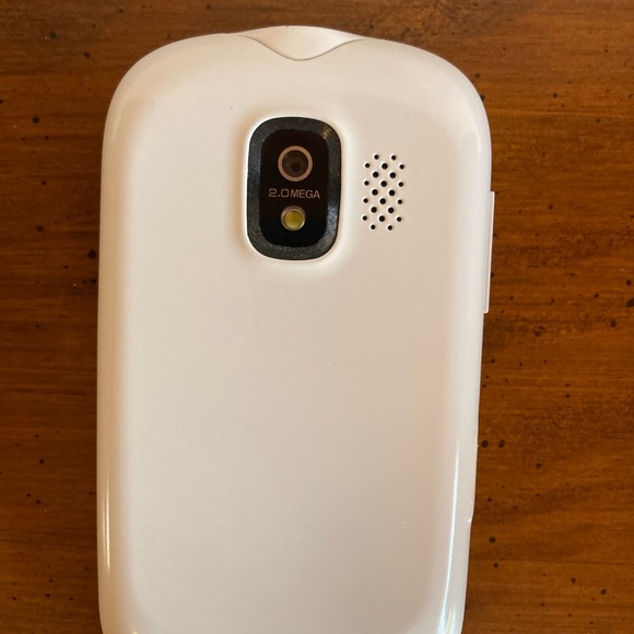 Alcatel Go Phone - Picture 4 of 4